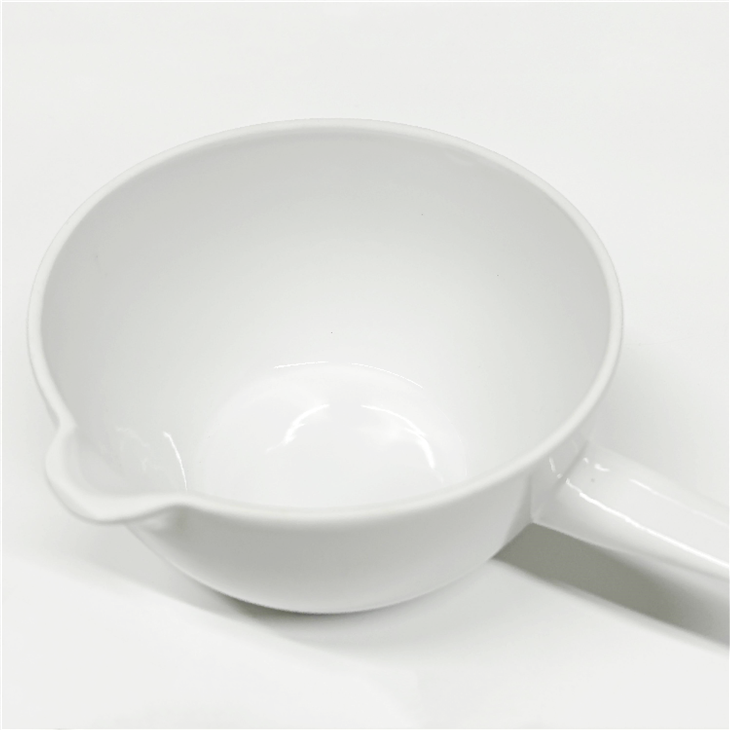 Evaporating Dish With Handle